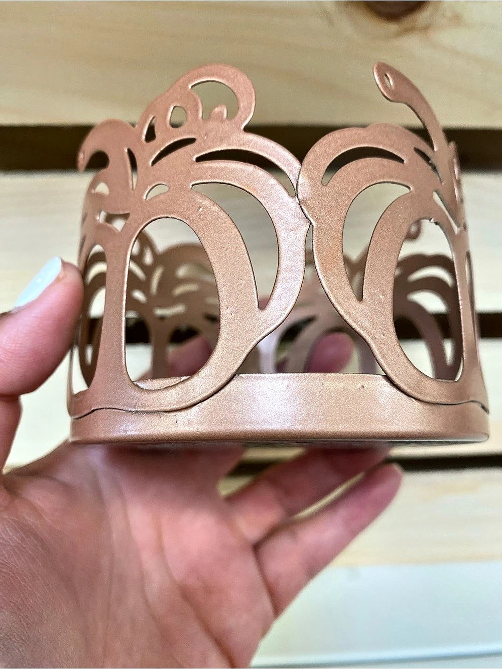 Decorative Crown in Pink